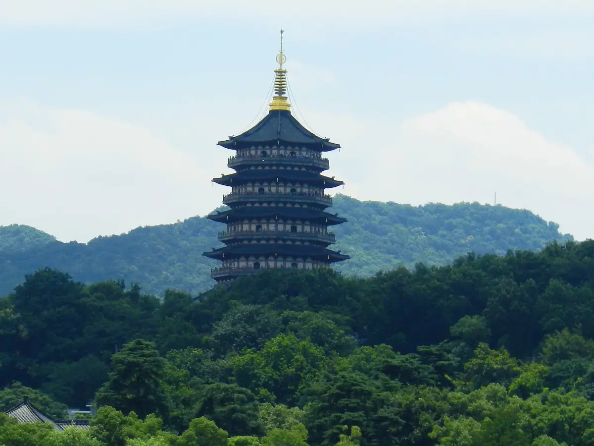Leifeng Pagoda on its hill above the lake