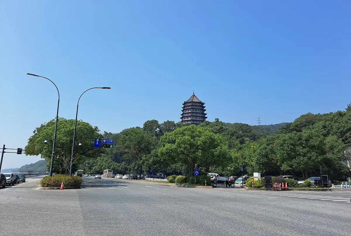 The Six Harmonies Pagoda by the Qiantang River